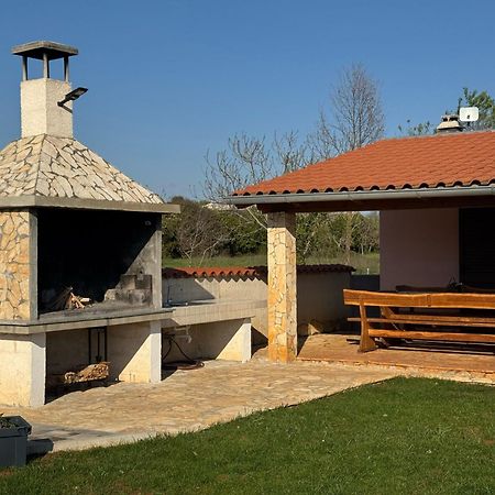 Kuca Renata Villa Pula Ngoại thất bức ảnh